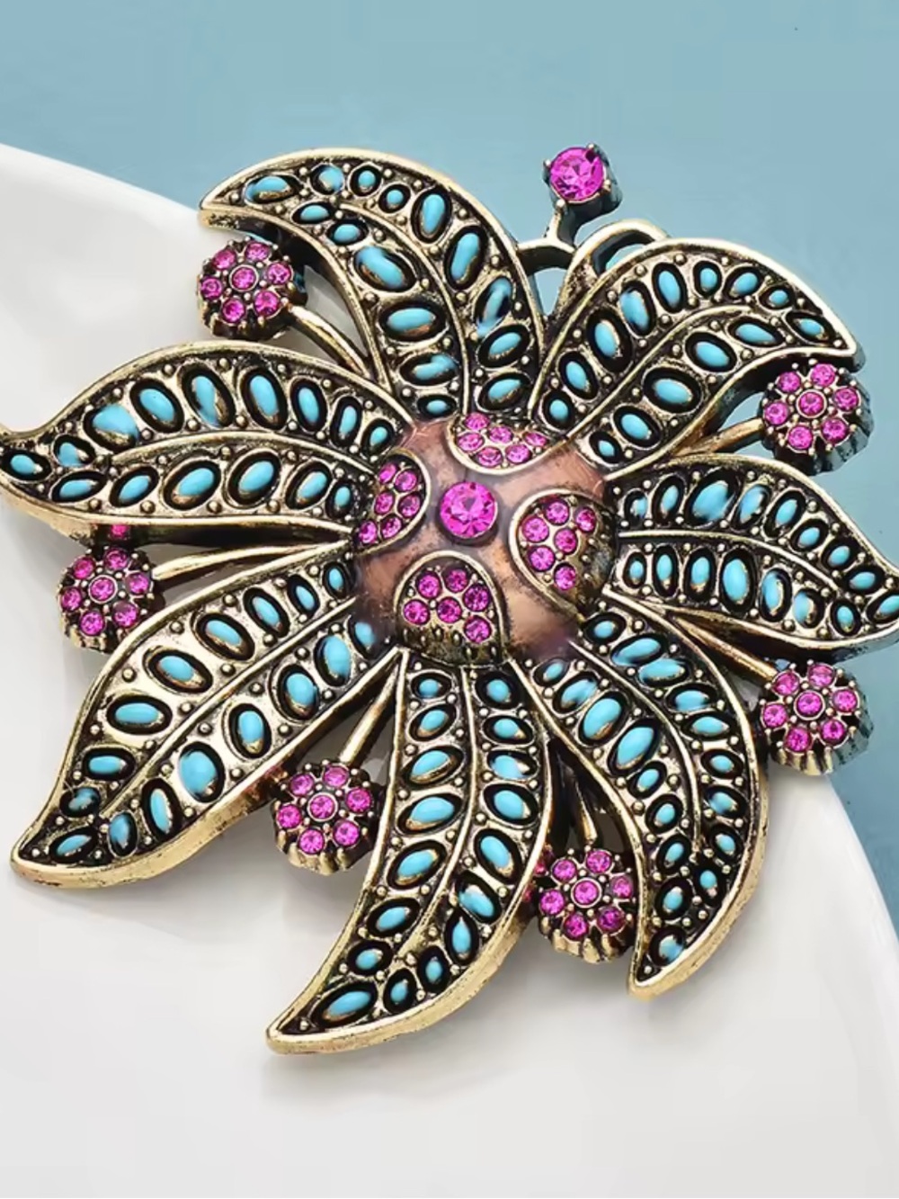 Art Deco Flower Crystal Brooch